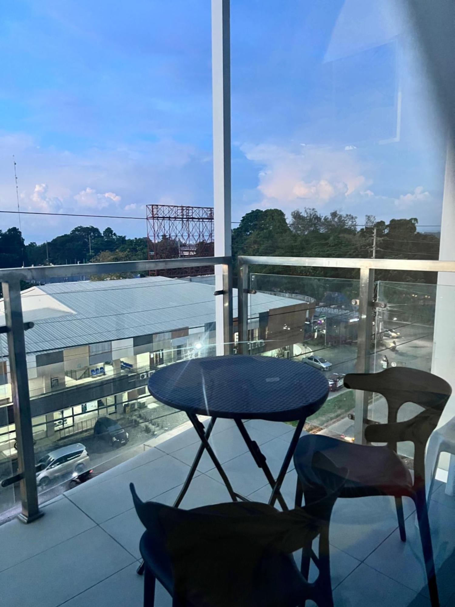Condo At Primavera City Next To Sm Mall Cagayan de Oro Eksteriør billede